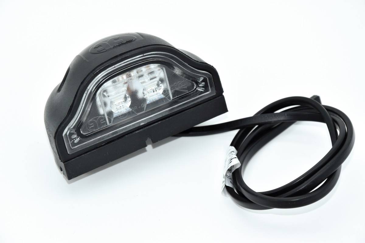Aspöck Regpoint LED Kennzeichenleuchte mit DC-Kabel 800mm Aspöck Regpoint LED Kennzeichenleuchte mit DC-Kabel 800mm